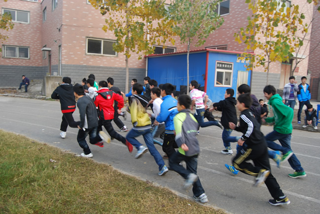 達(dá)標(biāo)運動會長跑
