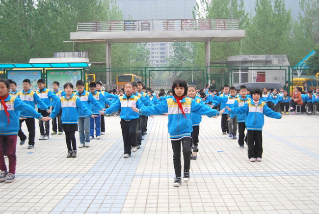 洛陽(yáng)東方外國(guó)語(yǔ)學(xué)校小學(xué)部廣播操比賽