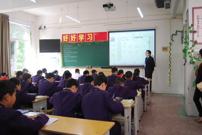 洛陽東方外國語學校-開放日課堂