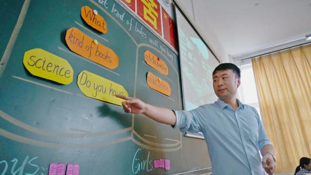 激活自主課堂，點(diǎn)燃研究熱情丨東外小學(xué)部名師引領(lǐng)課活動(dòng)紀(jì)實(shí)