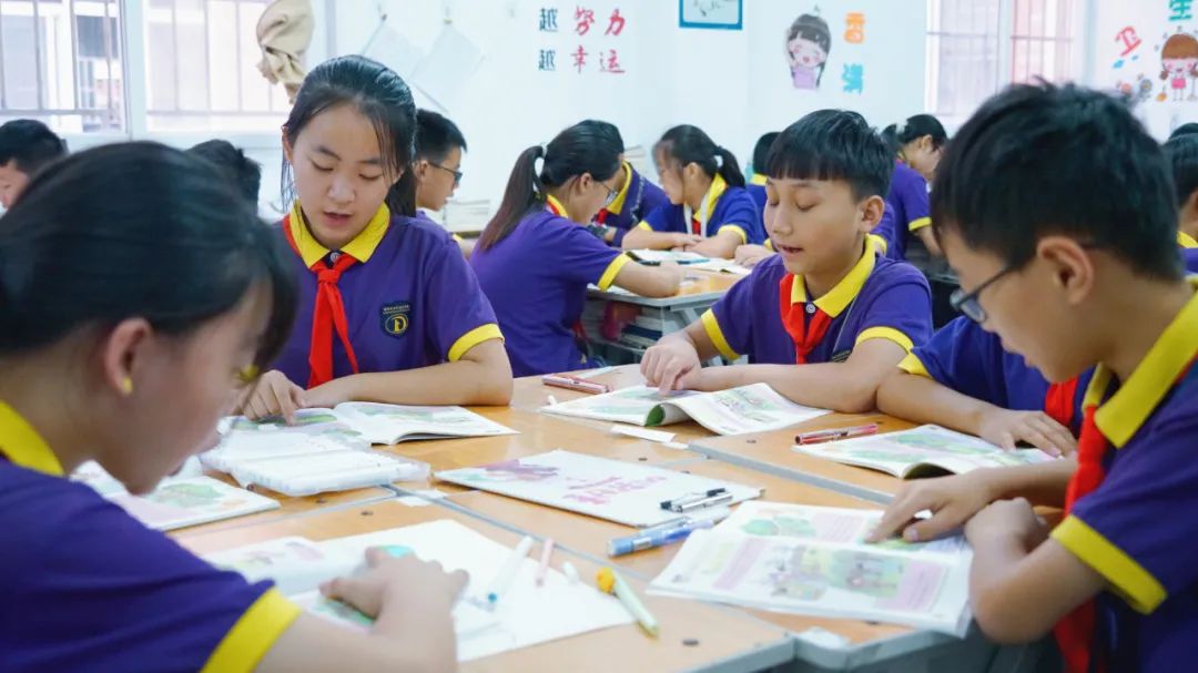 激活自主課堂，點(diǎn)燃研究熱情丨東外小學(xué)部名師引領(lǐng)課活動(dòng)紀(jì)實(shí)