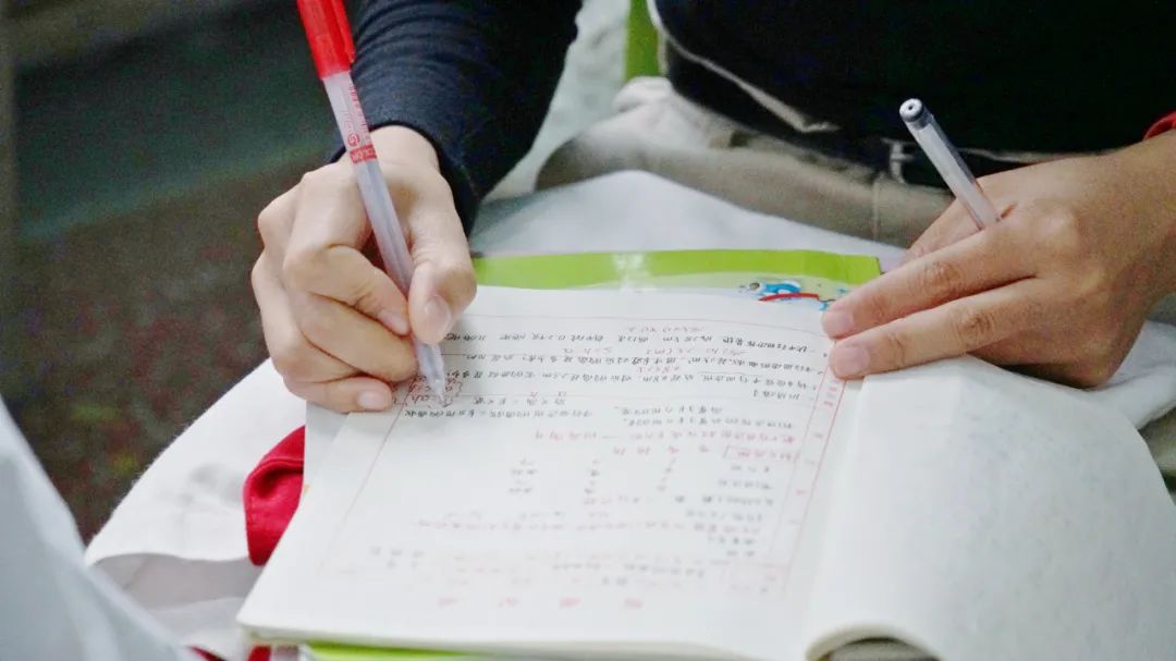 激活自主課堂，點(diǎn)燃研究熱情丨東外小學(xué)部名師引領(lǐng)課活動(dòng)紀(jì)實(shí)