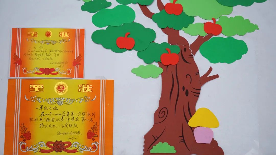 在東外，教室的每一面墻都會(huì)說(shuō)話