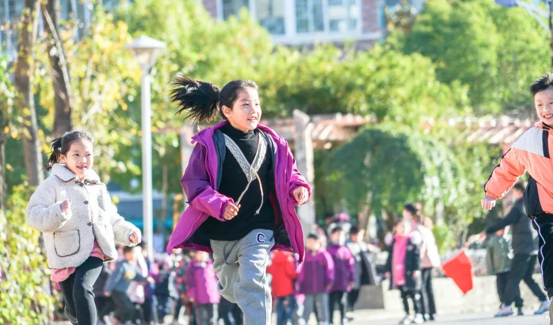 運(yùn)動(dòng)綻放光彩，健康伴我成長丨洛陽東外小學(xué)部體質(zhì)健康達(dá)標(biāo)運(yùn)動(dòng)會(huì)
