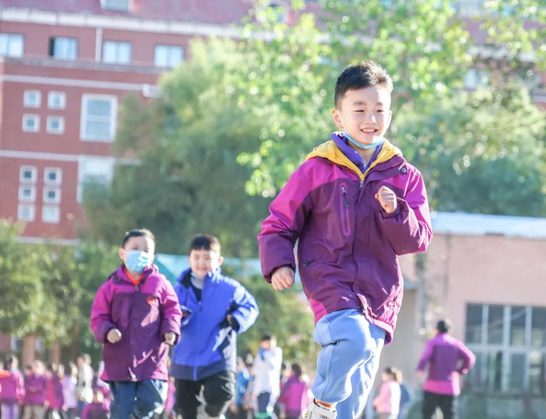運(yùn)動(dòng)綻放光彩，健康伴我成長丨洛陽東外小學(xué)部體質(zhì)健康達(dá)標(biāo)運(yùn)動(dòng)會(huì)