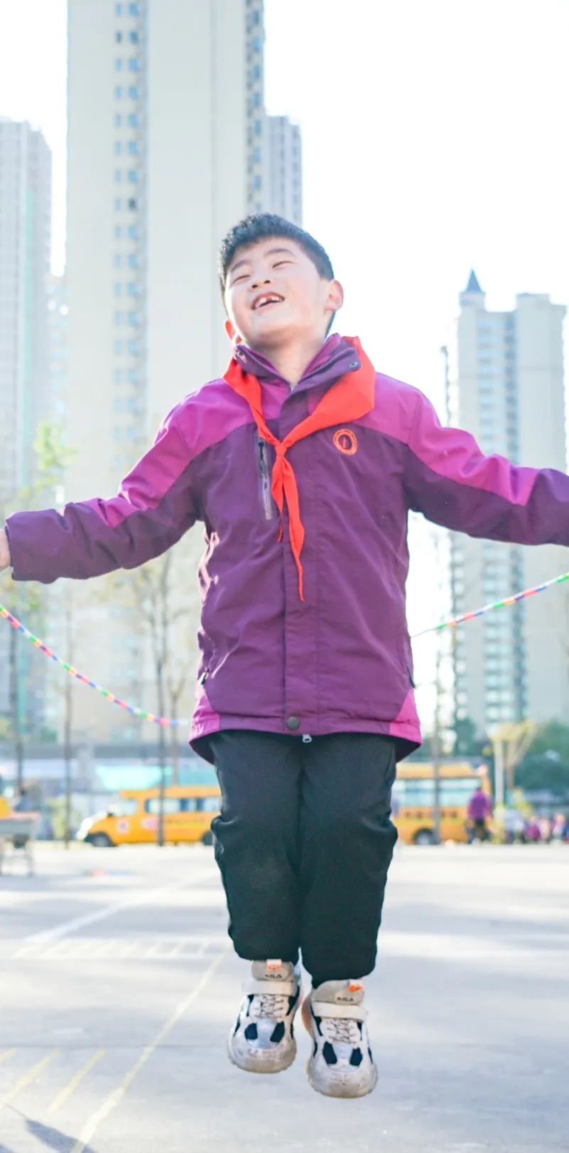 運(yùn)動(dòng)綻放光彩，健康伴我成長丨洛陽東外小學(xué)部體質(zhì)健康達(dá)標(biāo)運(yùn)動(dòng)會(huì)