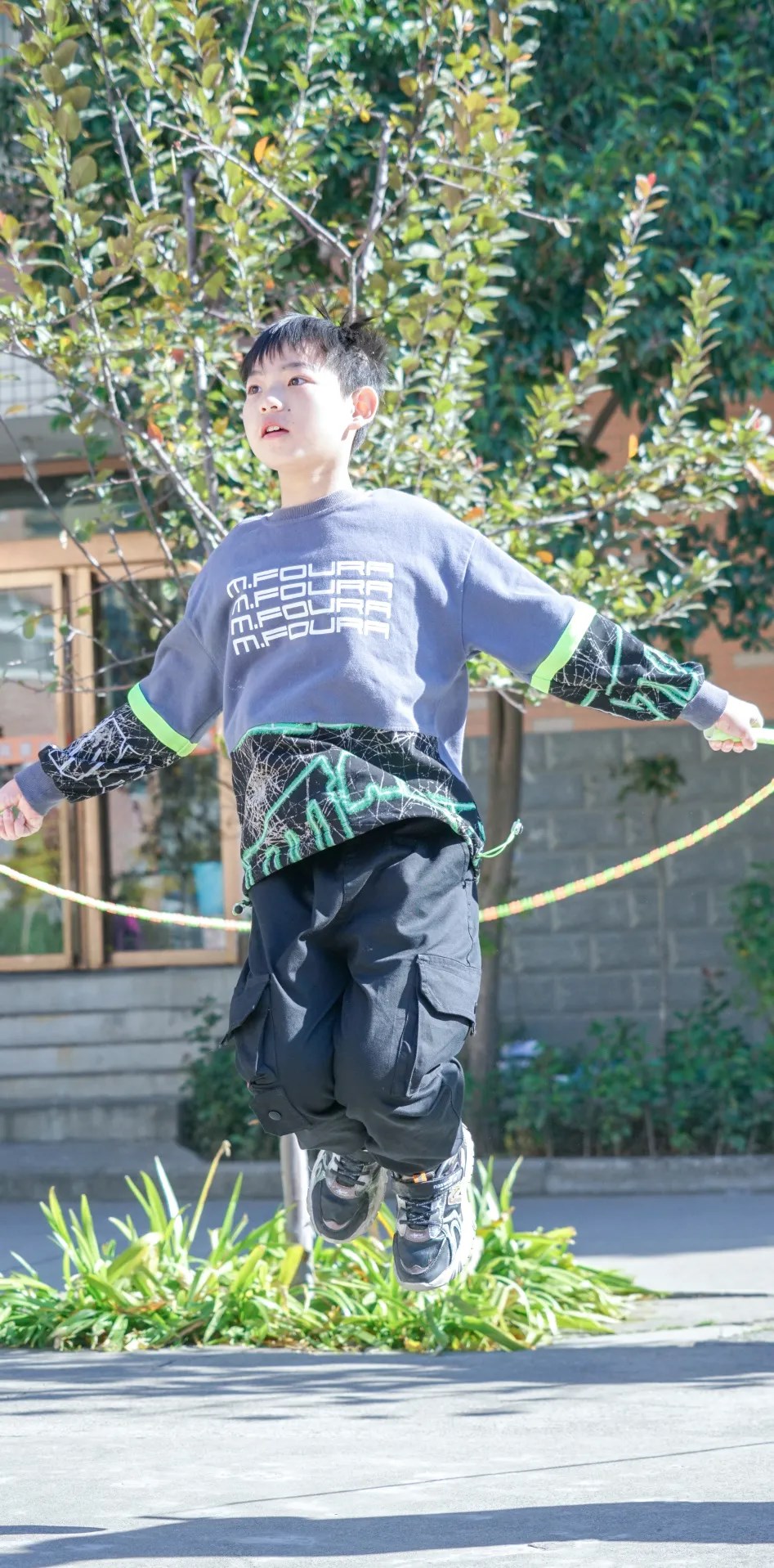 運(yùn)動(dòng)綻放光彩，健康伴我成長丨洛陽東外小學(xué)部體質(zhì)健康達(dá)標(biāo)運(yùn)動(dòng)會(huì)