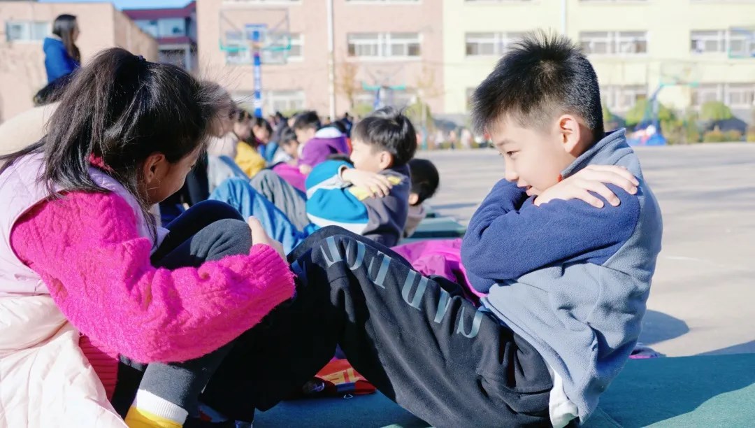 運(yùn)動(dòng)綻放光彩，健康伴我成長丨洛陽東外小學(xué)部體質(zhì)健康達(dá)標(biāo)運(yùn)動(dòng)會(huì)