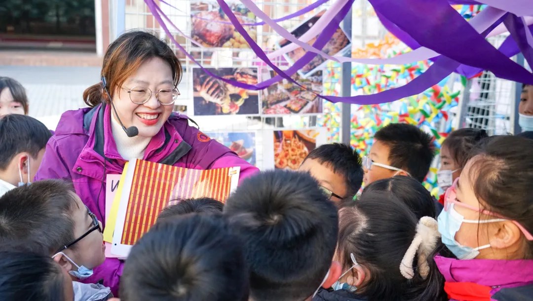 燦爛十一月，“英”你而精彩——洛陽東外小學部英語節(jié)