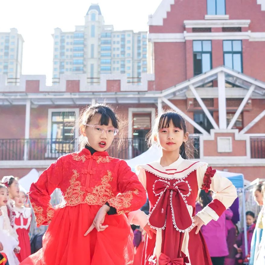 燦爛十一月，“英”你而精彩——洛陽東外小學部英語節(jié)