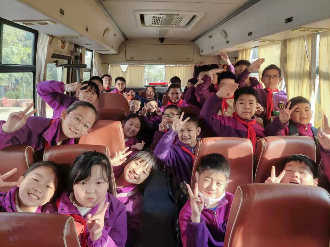 不負(fù)春光，快樂成長——洛陽東外小學(xué)部三年級(jí)研學(xué)旅行