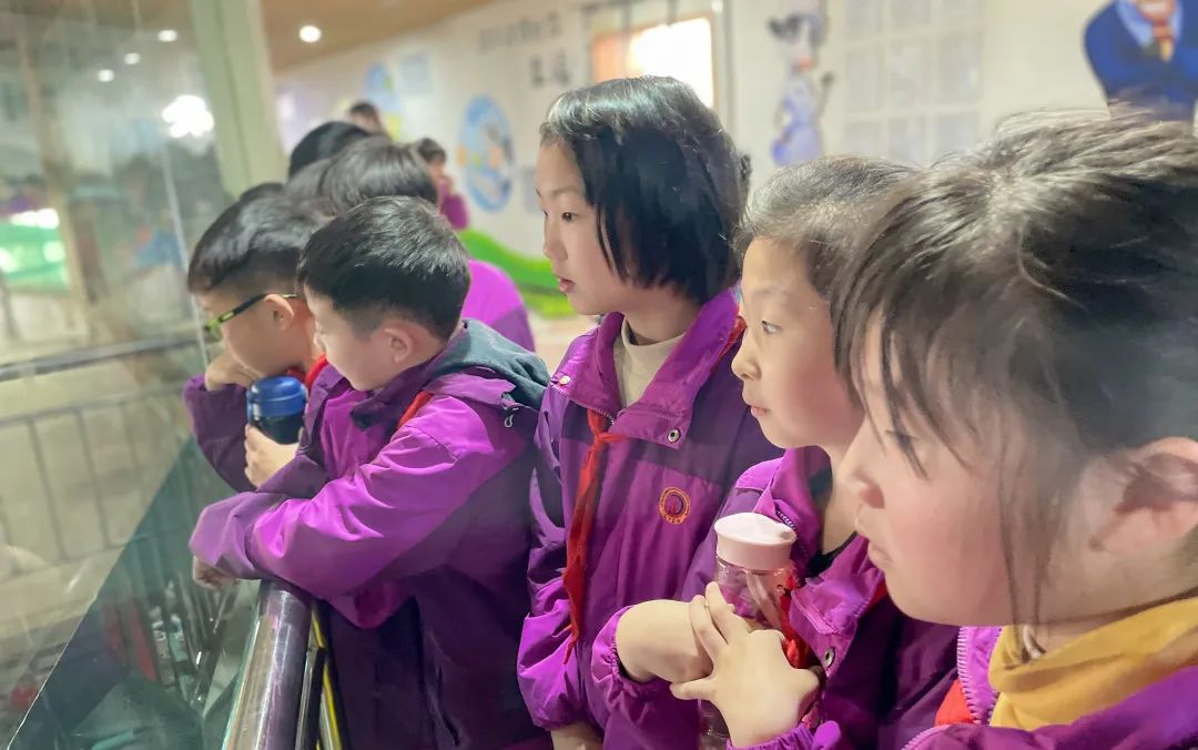 不負(fù)春光，快樂成長——洛陽東外小學(xué)部三年級(jí)研學(xué)旅行