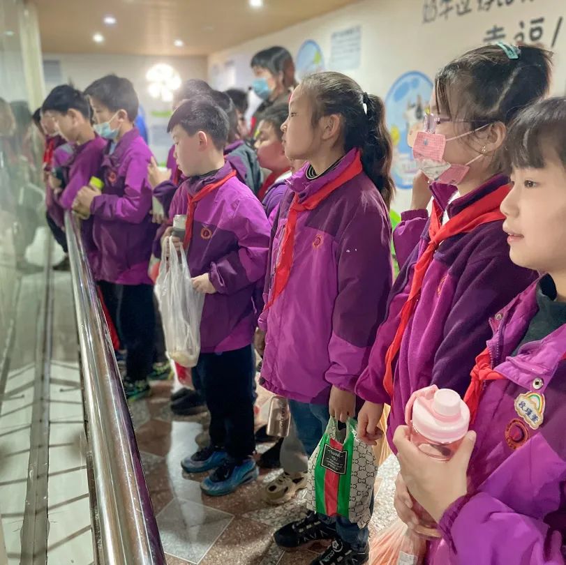 不負(fù)春光，快樂成長——洛陽東外小學(xué)部三年級(jí)研學(xué)旅行