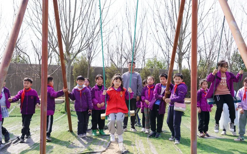 不負(fù)春光，快樂成長——洛陽東外小學(xué)部三年級(jí)研學(xué)旅行