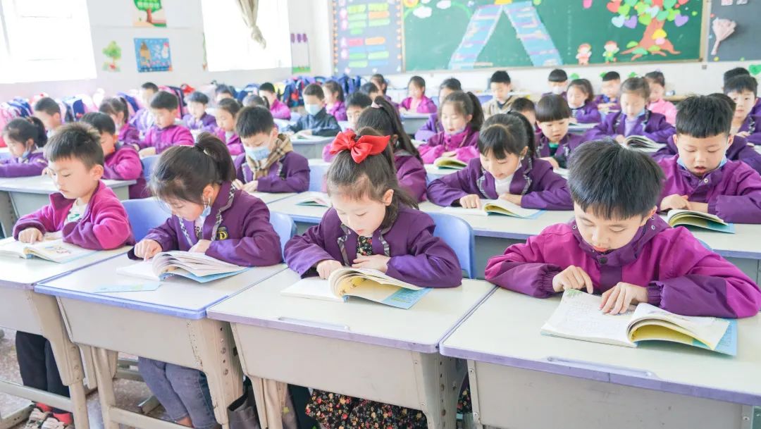 書香陪伴，傳遞智慧丨洛陽東外小學(xué)部書香校園系列活動(dòng)